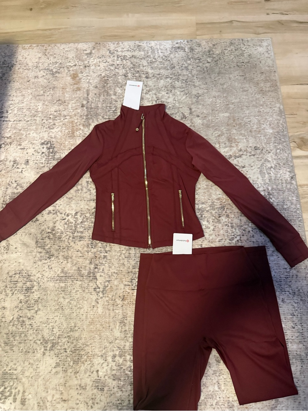 *NEW* Lululemon Define Cropped Jacket and Align Leggings in Burgundy Bay